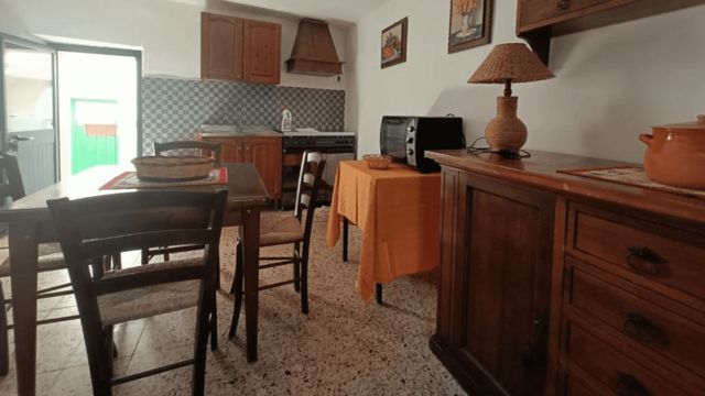 Casetta Ebraica · 2 / 13